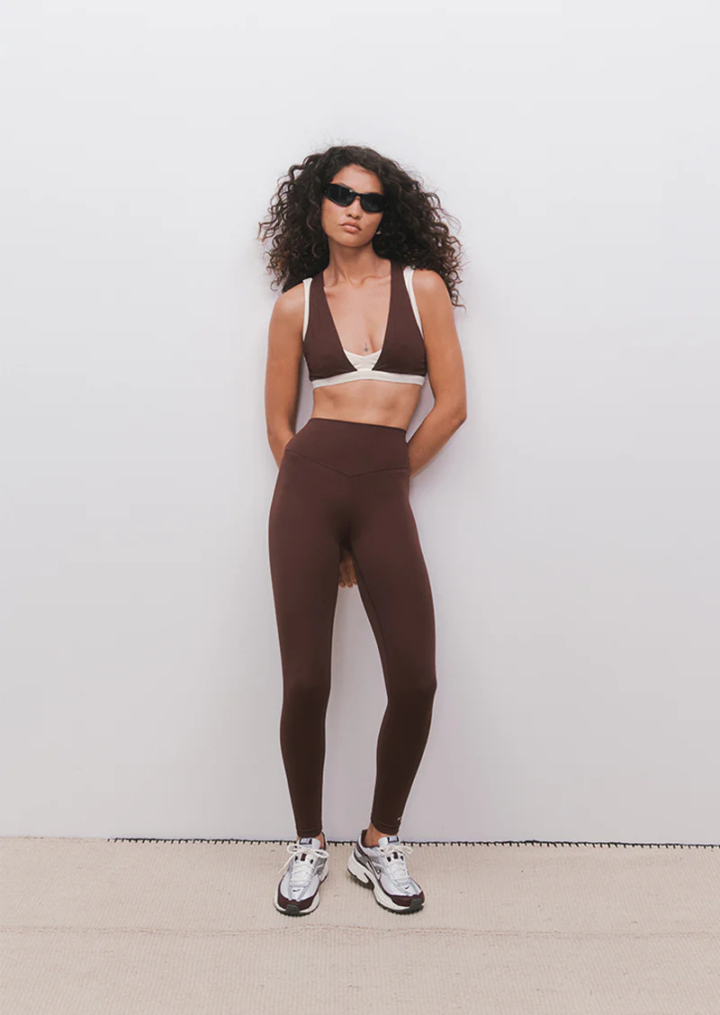 Signature full length legging in mahogany - Image 4