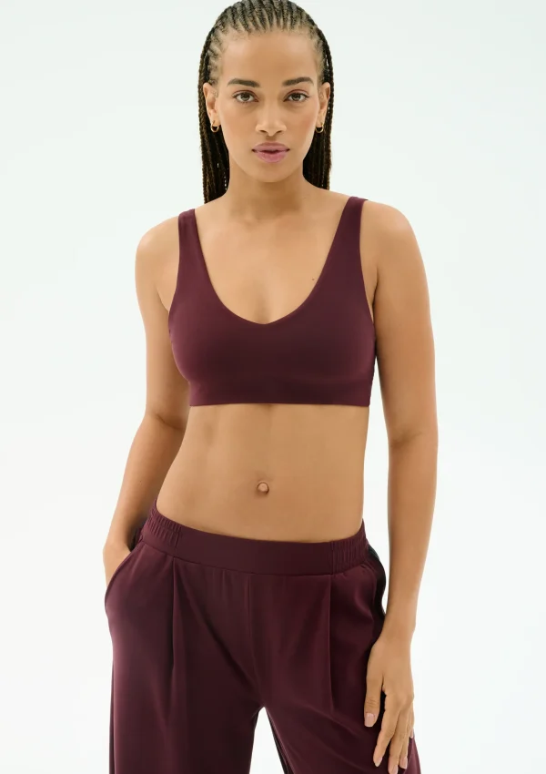 Airweight Scoop Back Bra 3