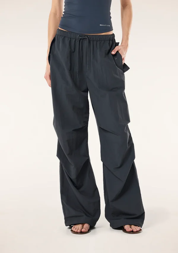 Discovery pant in marine blue 1