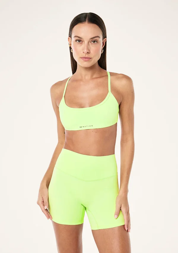 Reveal sports bra in washed lime 1